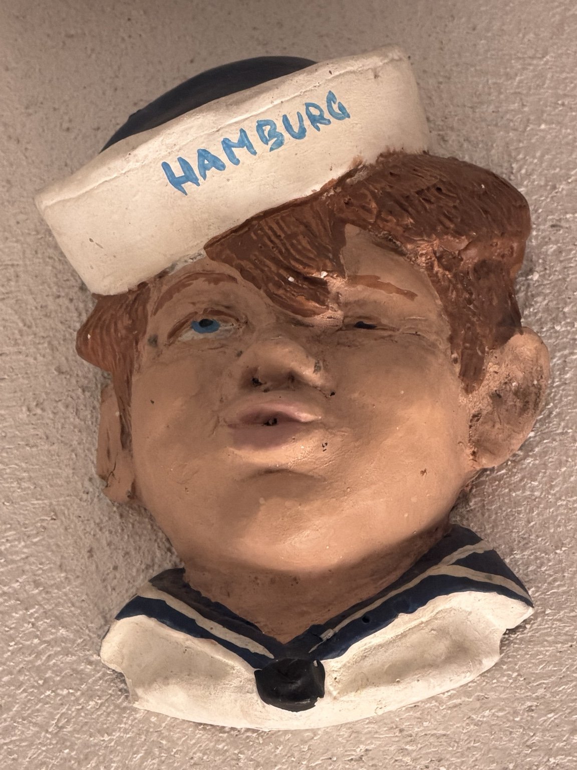 Maritime Wandköpfe · Matrosen, Kapitäne & Pirat · Merch · Farbig gefasste Wandreliefs · Grundmaterial auf Anfrage · Auf Anfrage · Foto 1