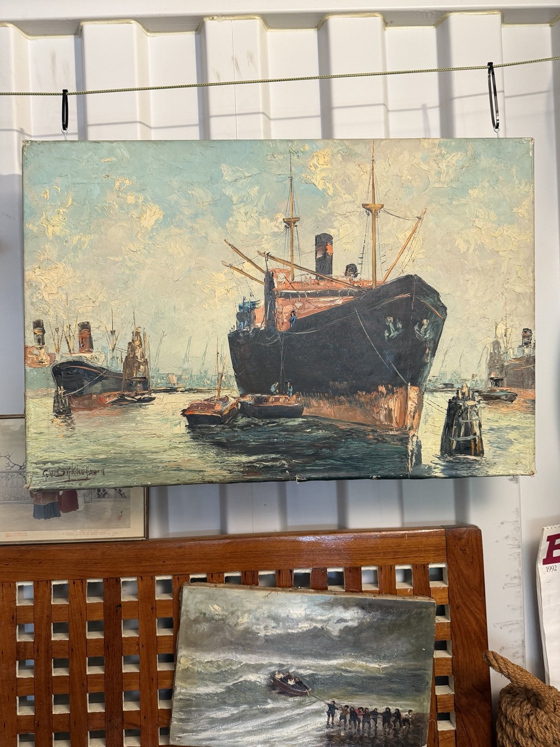 Hafenbild mit Dampfschiff · Grosser Bug, kleine Boote · Bild · Reliefartige Farboberfläche · Technik und Bildträger auf Anfrage · Auf Anfrage · Foto 1